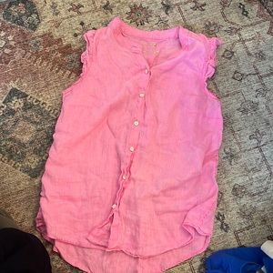 Lilly Pulitzer woman’s tank button up